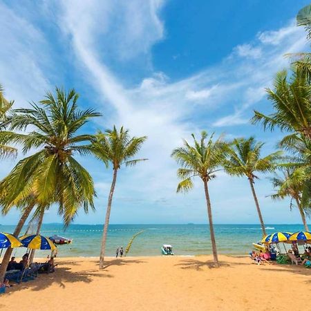Pluemchai Guesthouse Jomtien Exterior foto